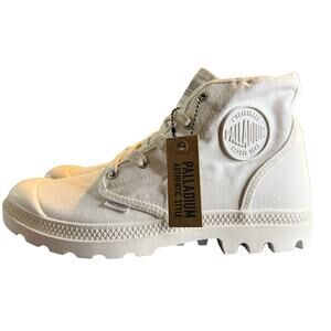Palladium Pampa Hi Women's Canvas Boots, Star White, Size 9, NWT